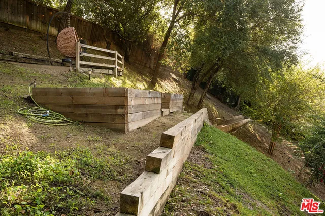 $2,849,000 | 11202 Canton Drive, Studio City, CA 91604