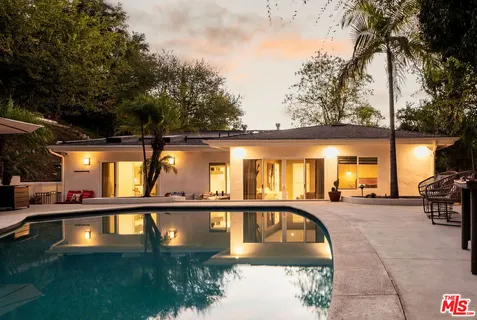 $2,849,000 | 11202 Canton Drive, Studio City, CA 91604