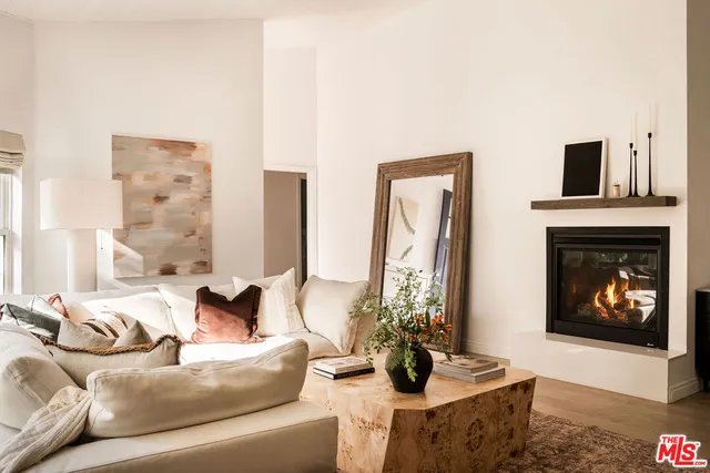 $2,849,000 | 11202 Canton Drive, Studio City, CA 91604