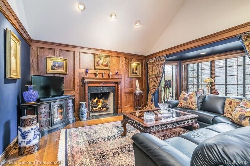 294 Cayuga Road Lake Orion, MI 48362 - Photo 12 of 39 015-5120648-large.jpg