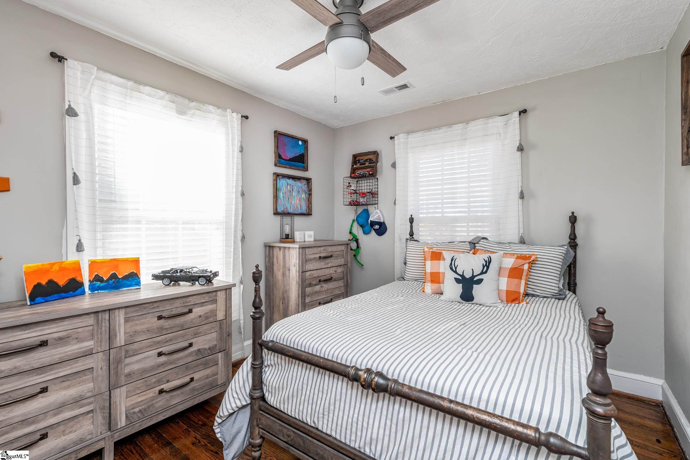 409 Perry Road Greenville, SC 29609 - Photo 11 of 19 Gallery Image 11
