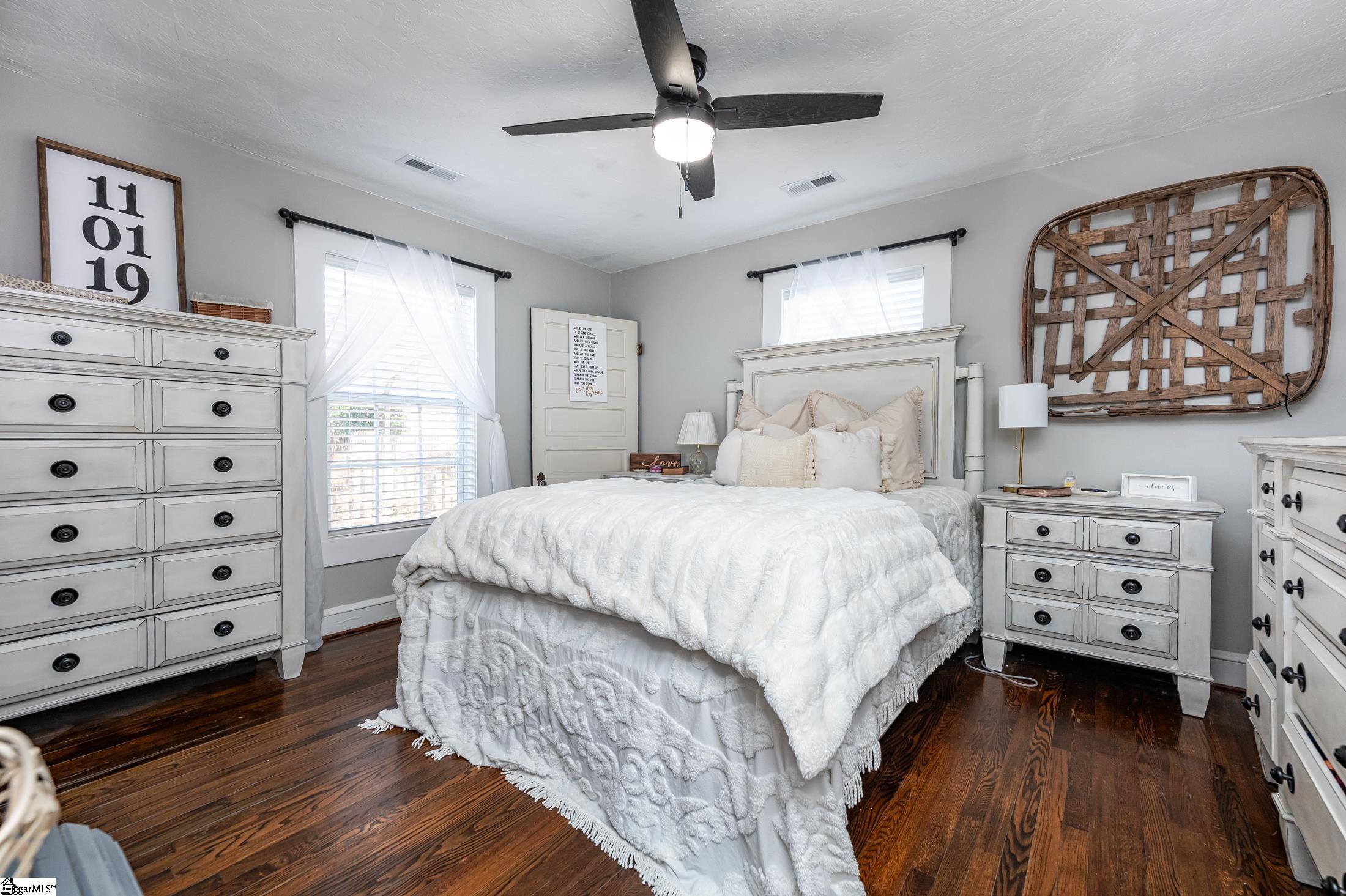 409 Perry Road Greenville, SC 29609 - Photo 14 of 19 Gallery Image 14