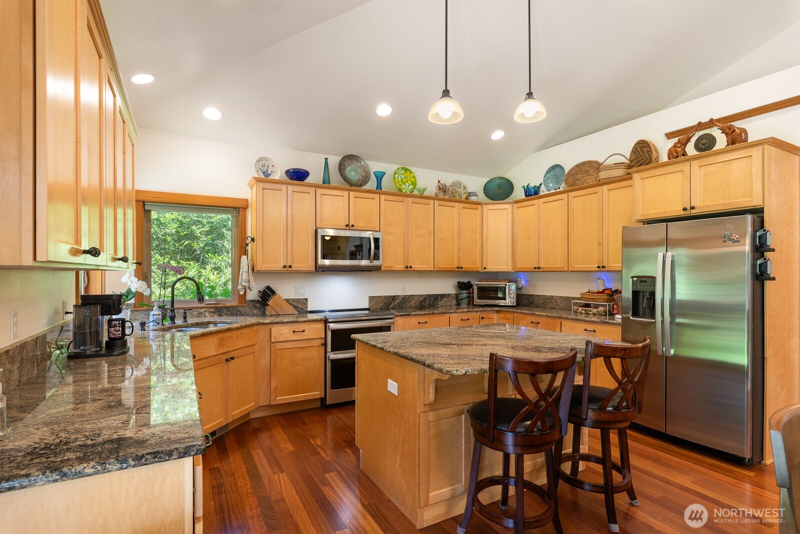 763 Arrowhead Road Camano Island, WA 98282 - Photo 14 of 40 Gallery Image 14