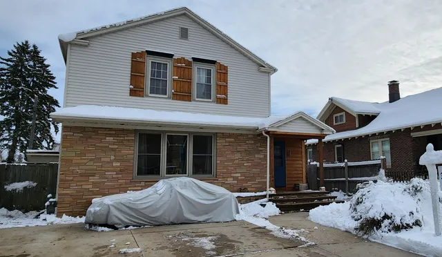 $260,000 | 230 Giddings Avenue, Sheboygan Falls, WI 53085