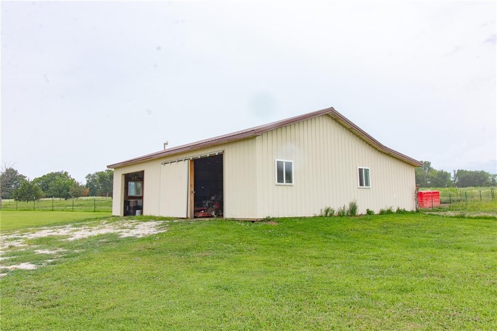 810 Southwest 1101st Road Holden, MO 64040 - Photo 5 of 22