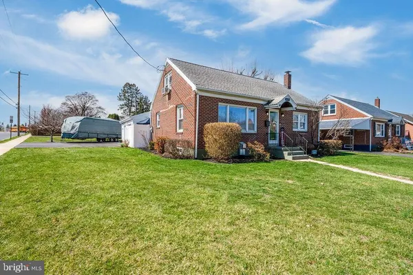 $335,000 | 4000 6th Avenue, Temple, PA 19560