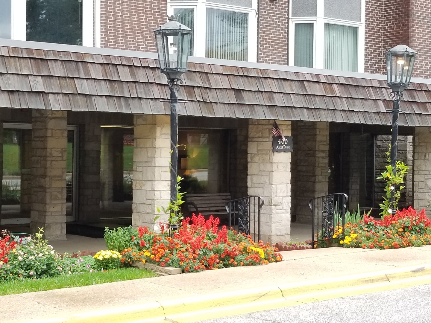 400 Ascot Drive, Unit 3E Park Ridge, IL 60068 - Photo 2 of 22