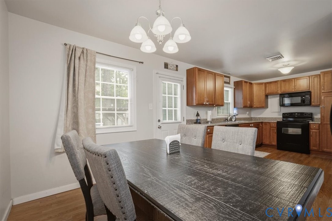 4636 Twelveoaks Road Midlothian, VA 23112 - Photo 13 of 38
