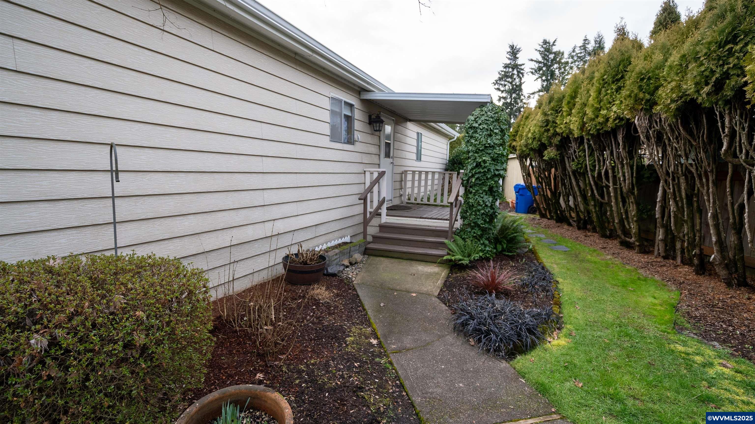 5422 Portland Road Northeast, Unit 81 Salem, OR 97305 - Photo 31 of 33 Gallery Image 31
