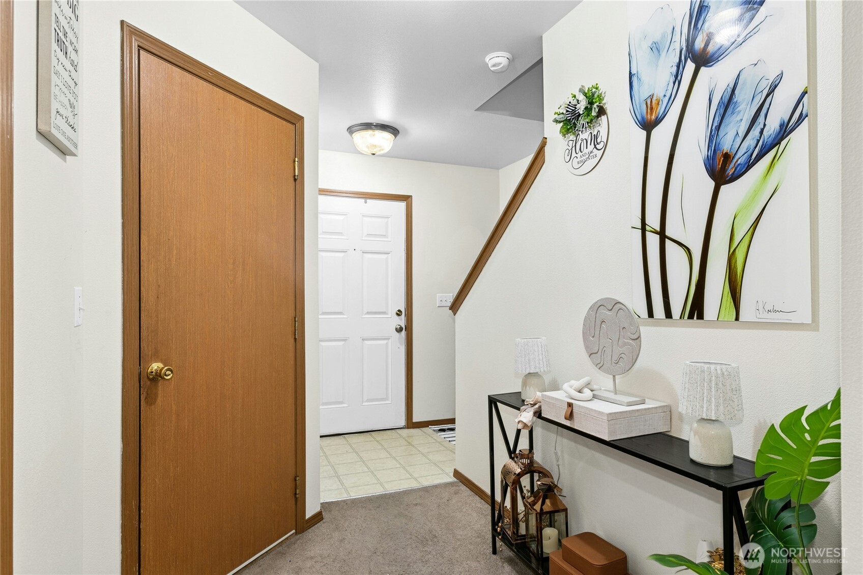 103 Harrison Lane, Unit 14 Orting, WA 98360 - Photo 3 of 17 a view of entryway with interior