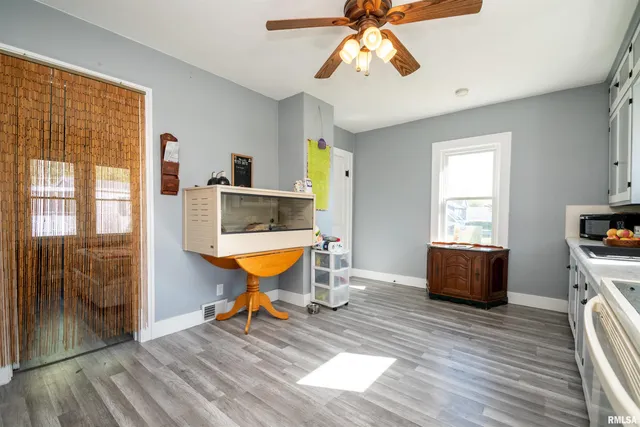 $115,000 | 302 Madison Street, Kingston Mines, IL 61539