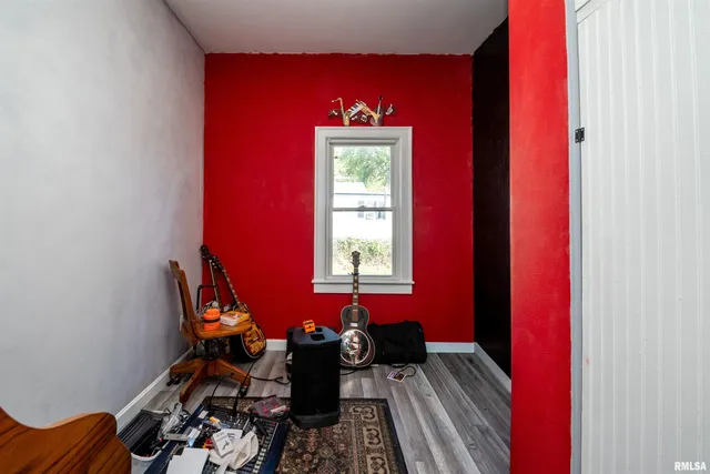 $115,000 | 302 Madison Street, Kingston Mines, IL 61539