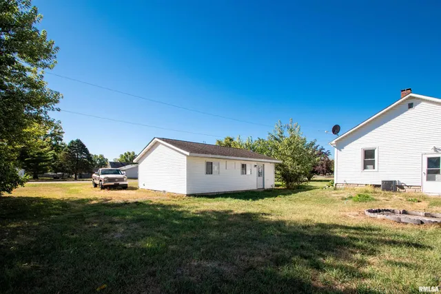 $115,000 | 302 Madison Street, Kingston Mines, IL 61539