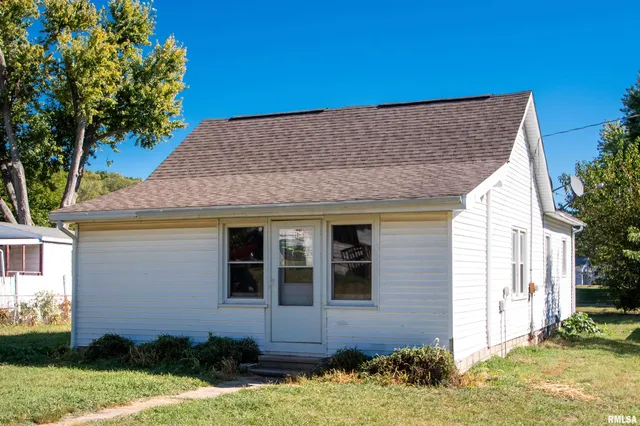 $115,000 | 302 Madison Street, Kingston Mines, IL 61539