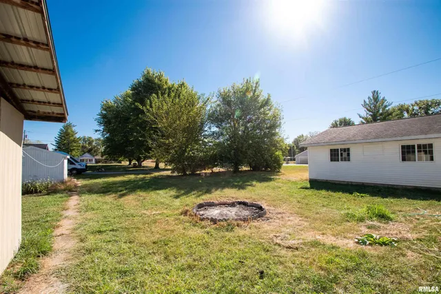 $115,000 | 302 Madison Street, Kingston Mines, IL 61539