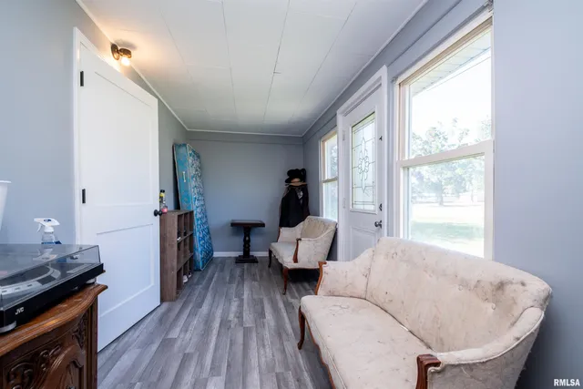 $115,000 | 302 Madison Street, Kingston Mines, IL 61539