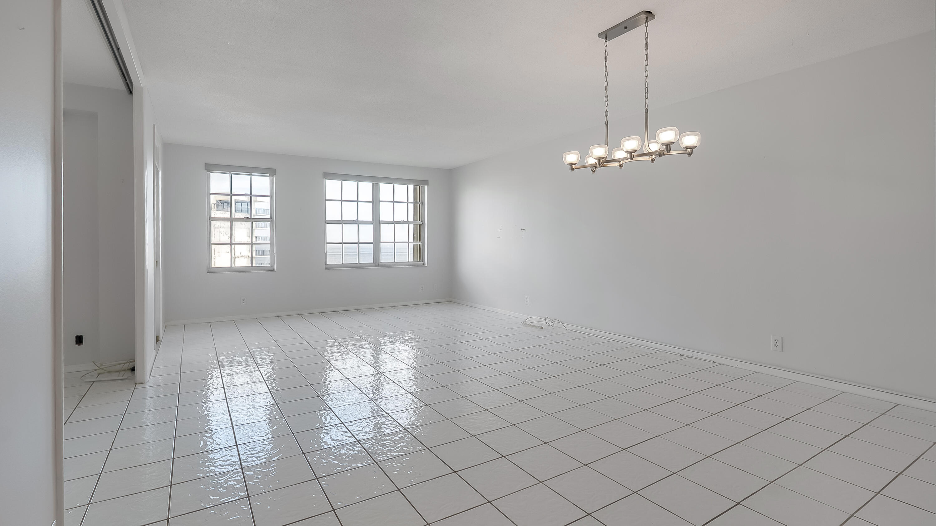 3475 South Ocean Boulevard, Unit 5140 Palm Beach, FL 33480 - Photo 16 of 55 Dining/Living