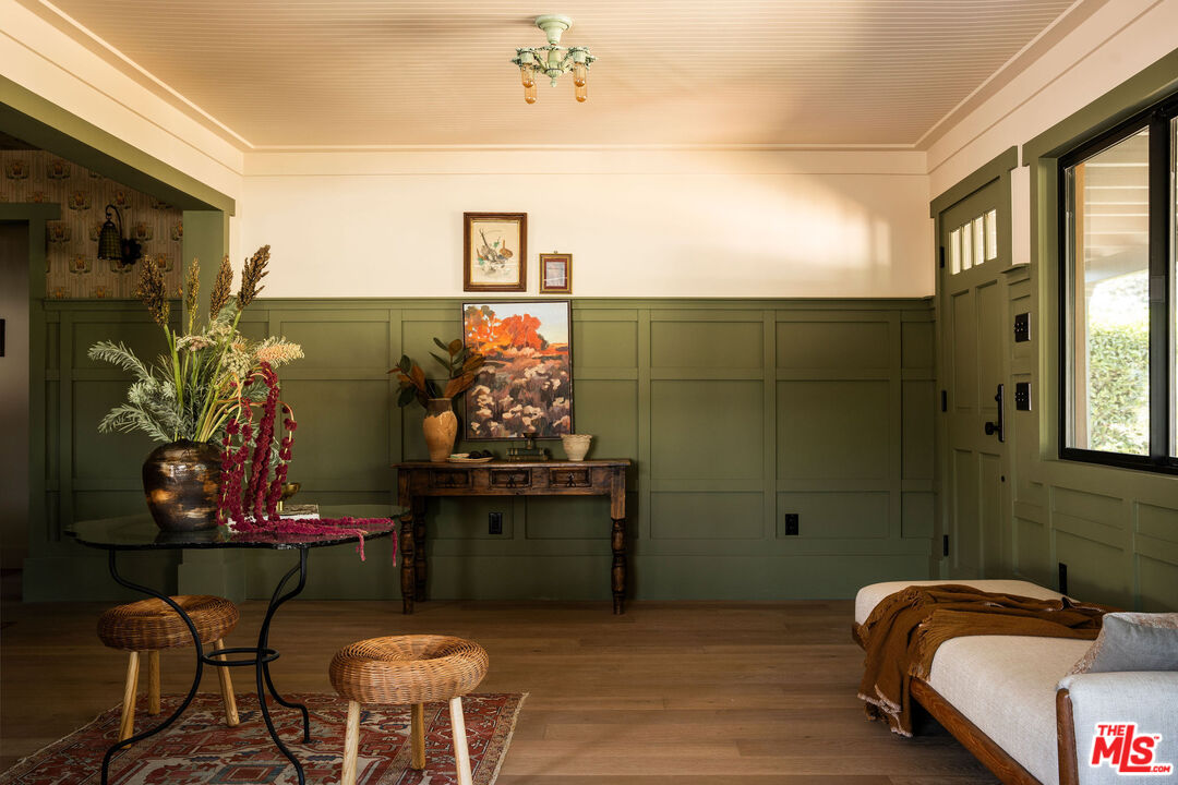 274 Acacia Street Altadena, CA 91001 - Photo 4 of 18 a living room with furniture