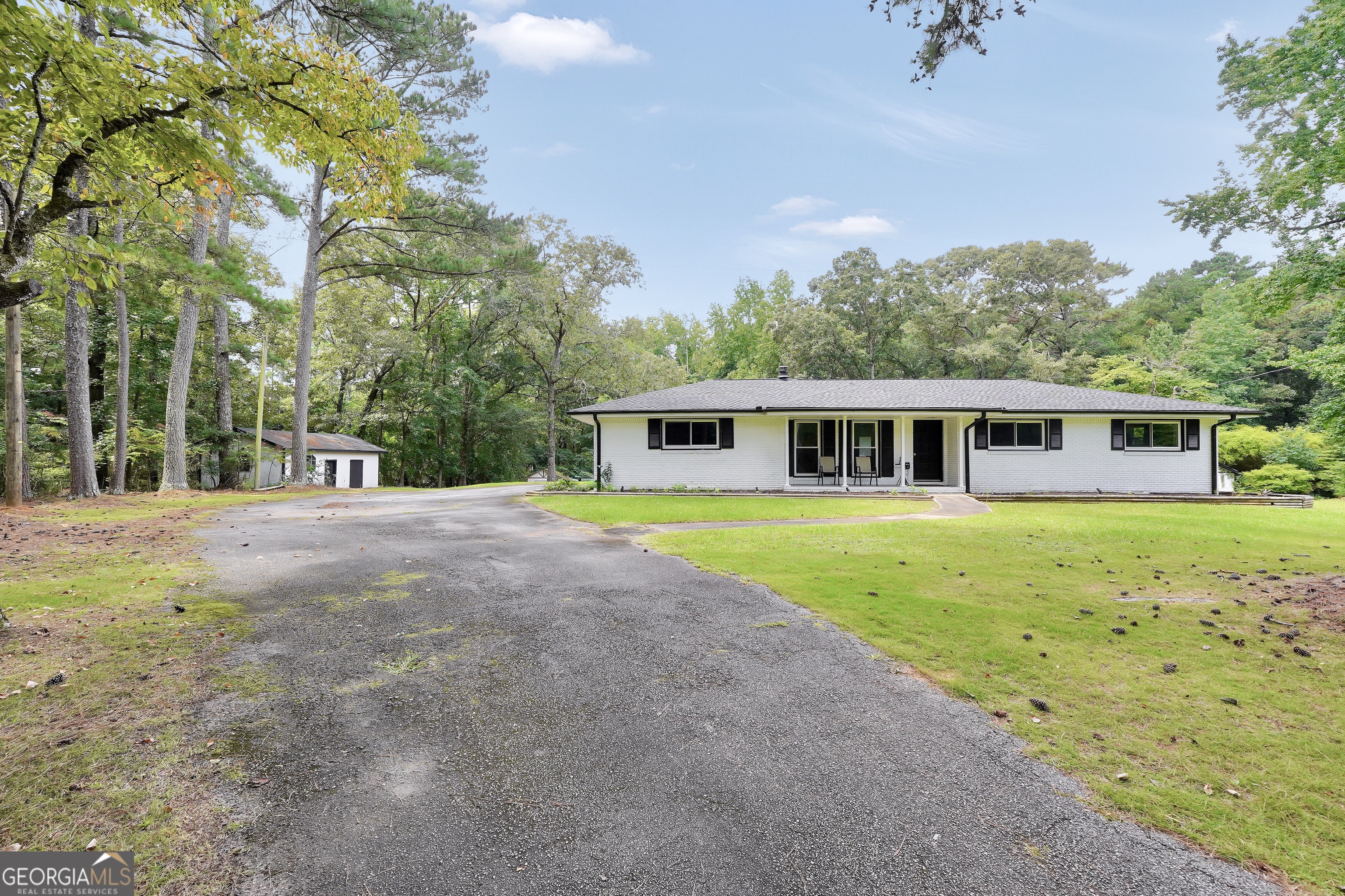 205 Elliott Road McDonough, GA 30252 - Photo 2 of 21