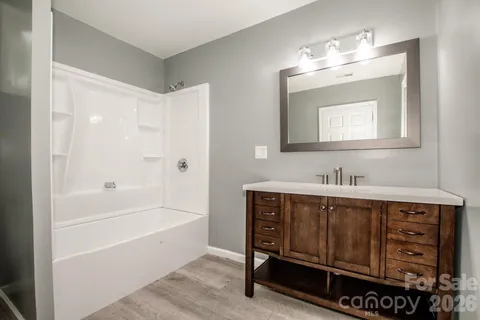 $350,000 | 421 North Oakland Avenue, Statesville, NC 28677