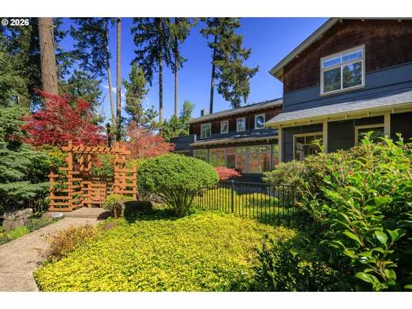 $1,150,000 | 3831 Woodson Court, Eugene, OR 97405