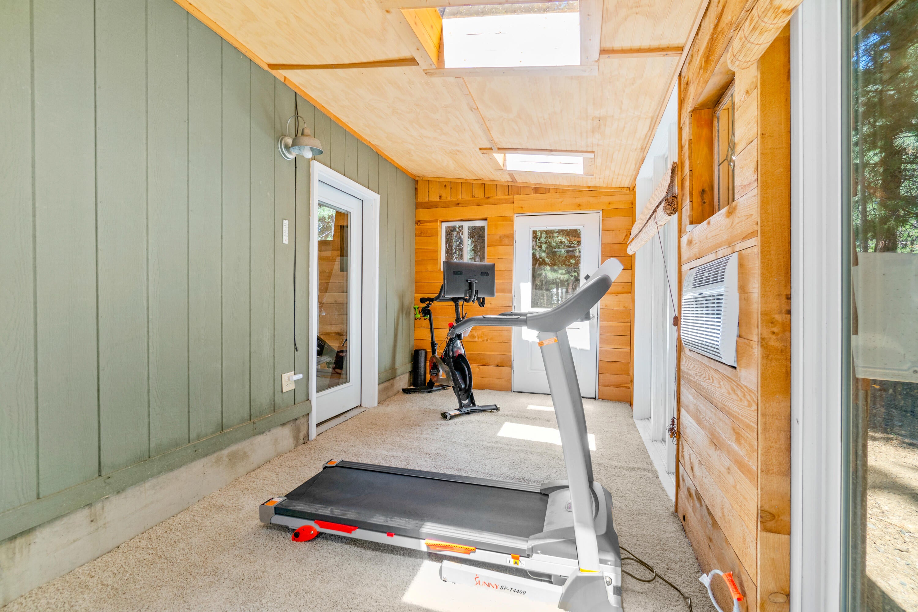 16940 Jacinto Road Bend, OR 97707 - Photo 19 of 26 RileyVisuals-43