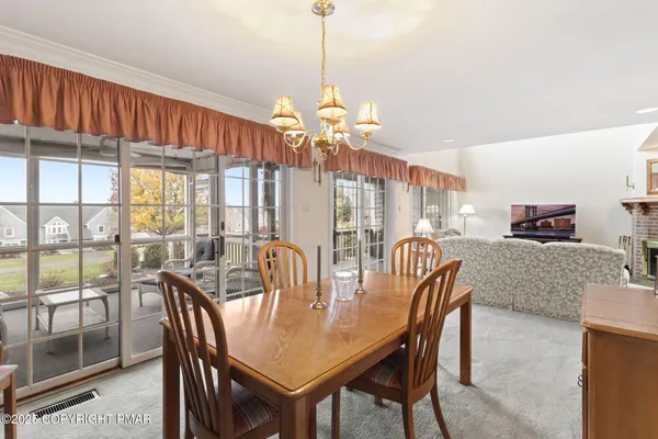 $599,000 | 7317 Meadow Lane, Canadensis, PA 18325