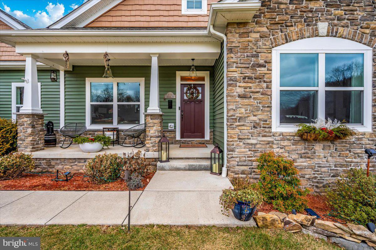 14231 Ridenour Road Smithsburg, MD 21783 - Photo 3 of 76