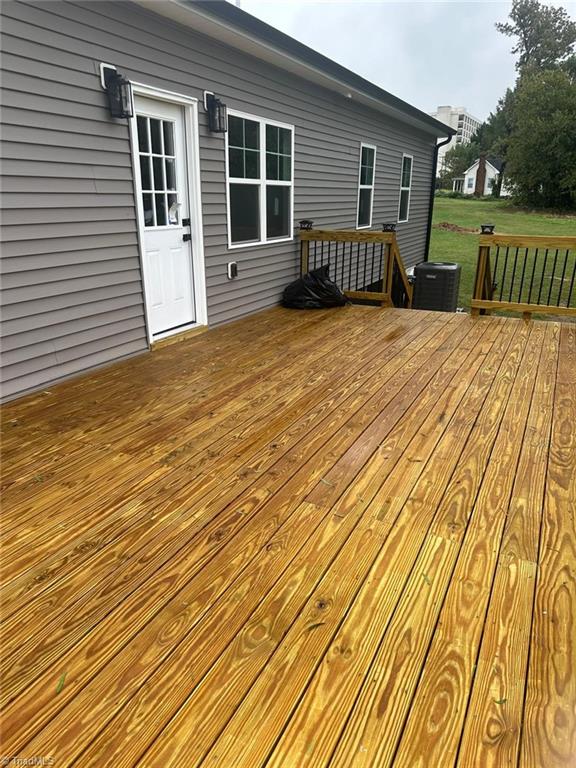 614 South Elm Street High Point, NC 27260 - Photo 36 of 36 large deck