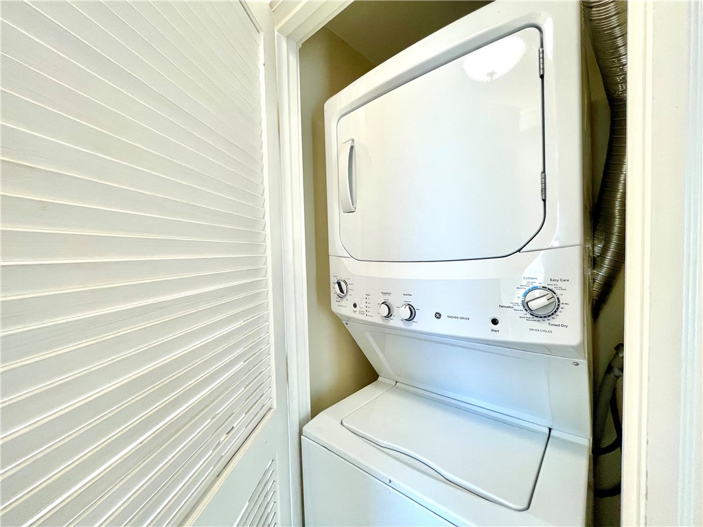 14 Dresser Street, Unit 6 Newport, RI 02840 - Photo 14 of 18