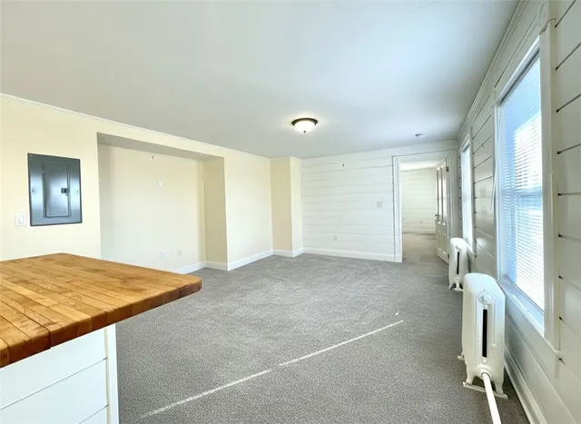 $2,150 | 14 Dresser Street, Unit 6, Newport, RI 02840