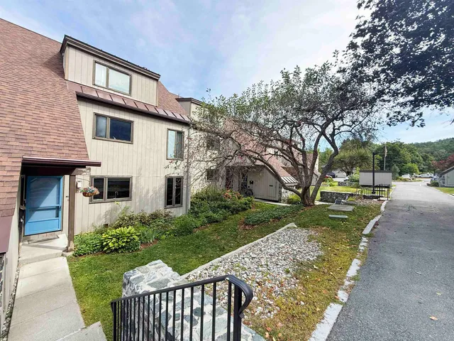 $500,000 | 131 Brook Hollow, Hanover, NH 03755