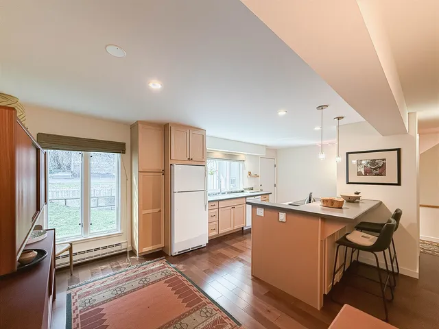 $500,000 | 131 Brook Hollow, Hanover, NH 03755