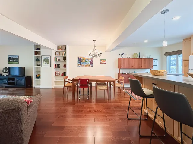 $500,000 | 131 Brook Hollow, Hanover, NH 03755