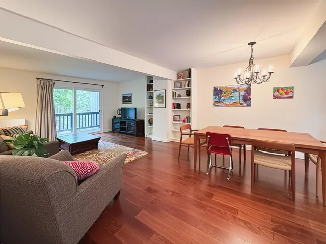 $500,000 | 131 Brook Hollow, Hanover, NH 03755