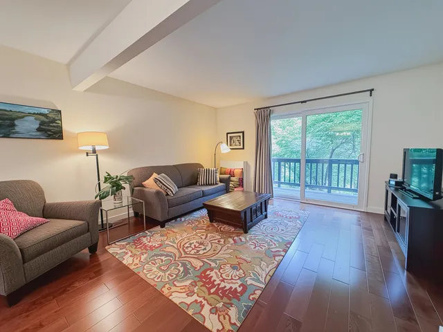 $500,000 | 131 Brook Hollow, Hanover, NH 03755