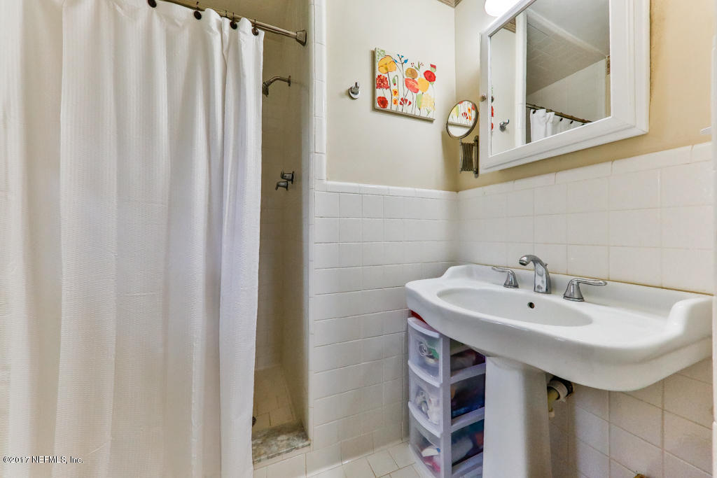 1752 Ormond Road Jacksonville, FL 32225 - Photo 11 of 23 Master bath
