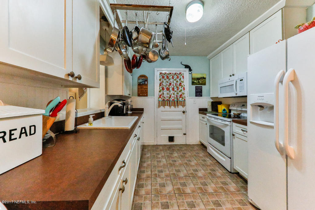 1752 Ormond Road Jacksonville, FL 32225 - Photo 5 of 23 Kitchen