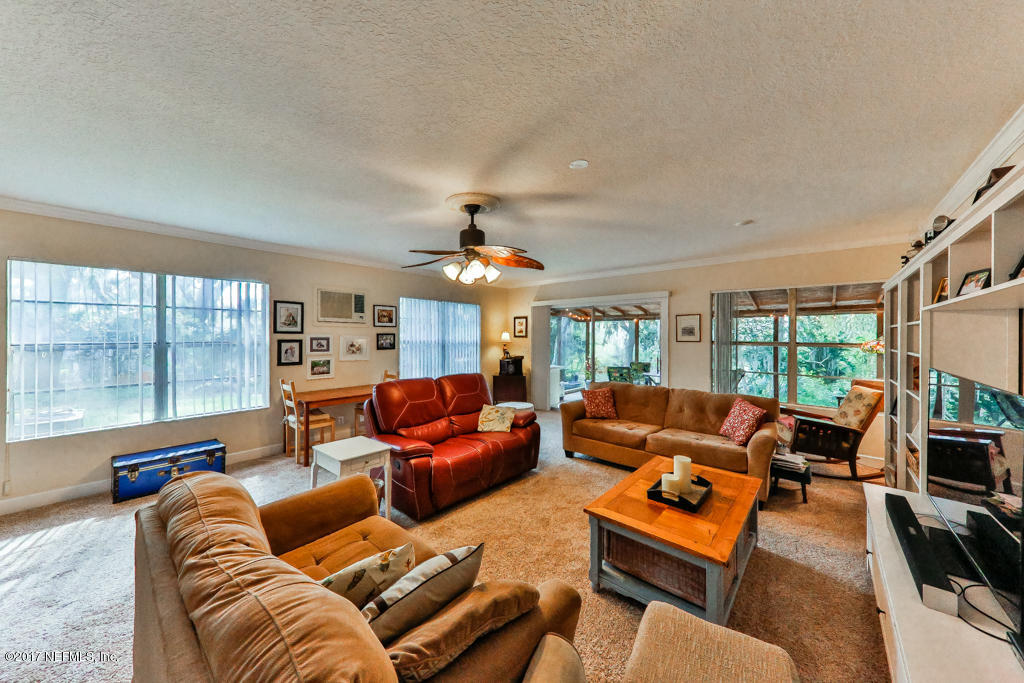 1752 Ormond Road Jacksonville, FL 32225 - Photo 8 of 23 Family Room