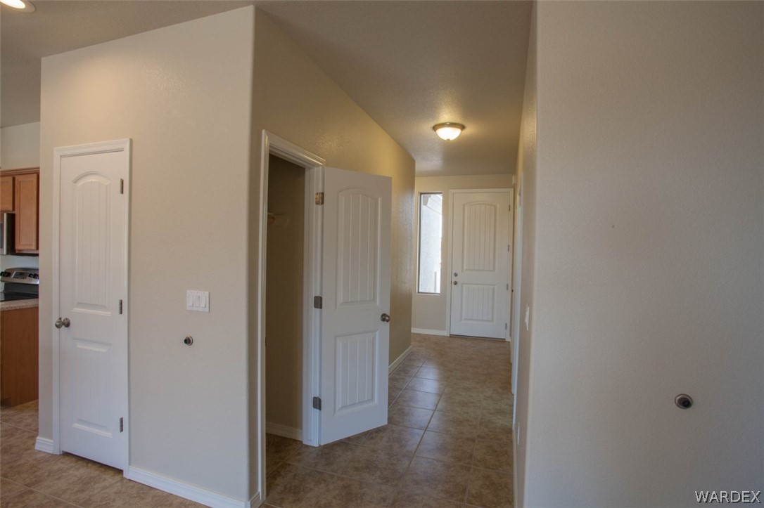 5337 Eagle View Road Kingman, AZ 86409 - Photo 7 of 13 Gallery Image 7