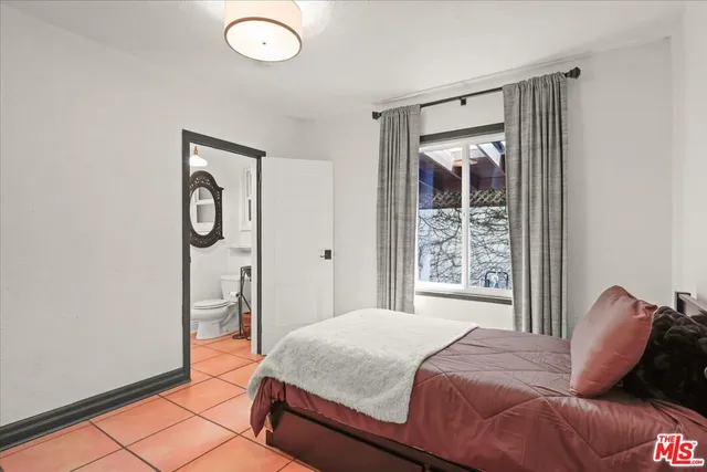 $2,375,000 | 6119 Del Valle Drive, Los Angeles, CA 90048