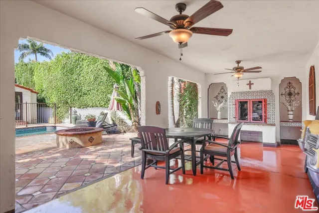 $2,375,000 | 6119 Del Valle Drive, Los Angeles, CA 90048