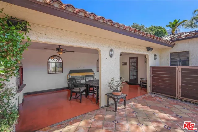 $2,375,000 | 6119 Del Valle Drive, Los Angeles, CA 90048