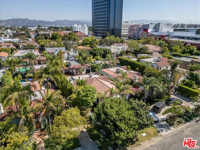 $2,375,000 | 6119 Del Valle Drive, Los Angeles, CA 90048