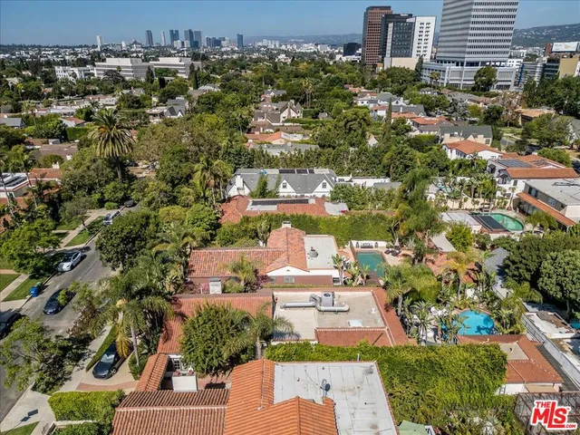 $2,375,000 | 6119 Del Valle Drive, Los Angeles, CA 90048