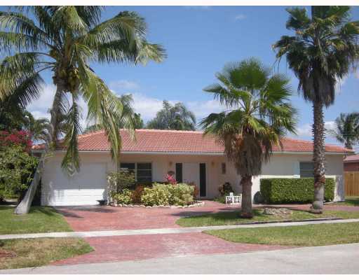 668 Northwest 15th Court Boca Raton, FL 33486 - Photo 1 of 7 Primary Photo
