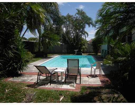 668 Northwest 15th Court Boca Raton, FL 33486 - Photo 2 of 7 Additional Photo