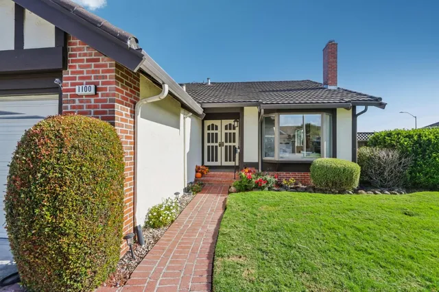 $2,200,000 | 1100 Ramblewood Way, San Mateo, CA 94403