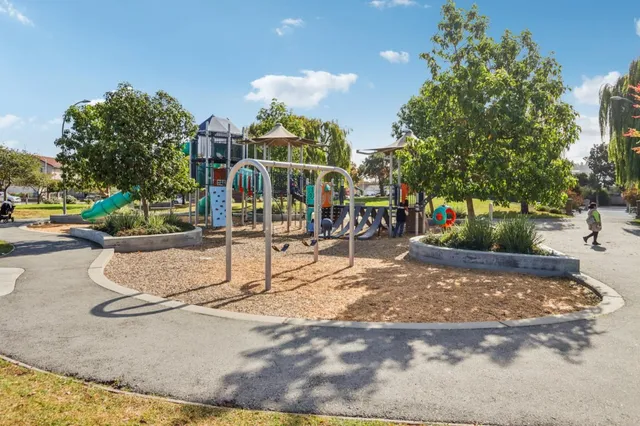 $2,200,000 | 1100 Ramblewood Way, San Mateo, CA 94403