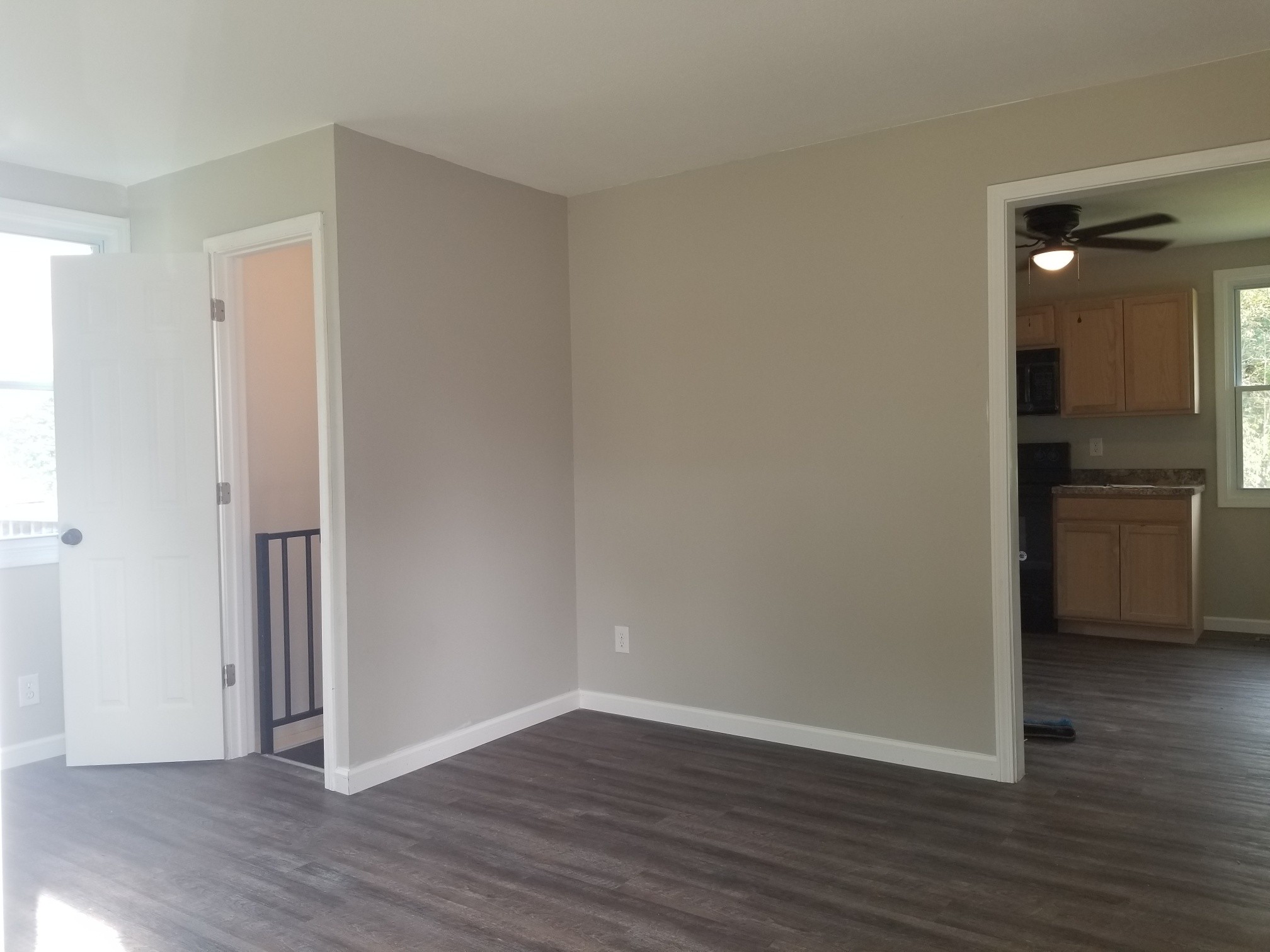 4440 Old Metal Road Palmyra, TN 37142 - Photo 5 of 21 a view of empty room with wooden floor